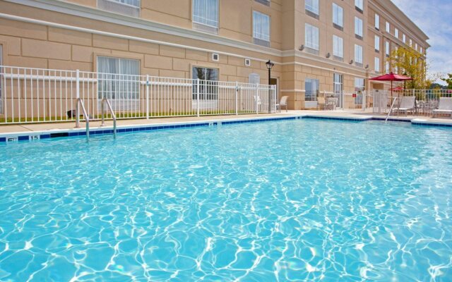 Holiday Inn Express Dumfries by IHG