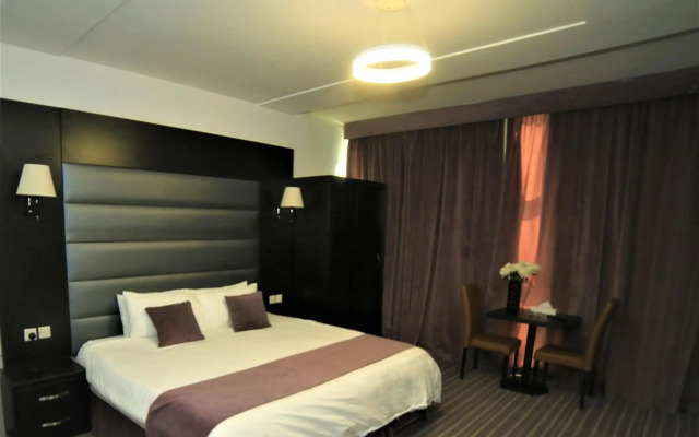 Al Dyafa Hotel Suites