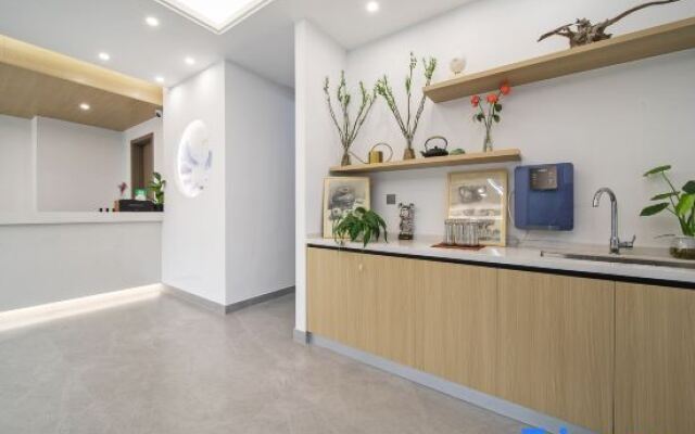 Yunshang Grassland · Anji Two-bedroom Design Light Luxury Holiday Beauty