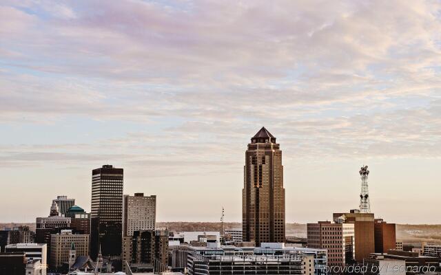 Holiday Inn Downtown - Mercy Area, an IHG Hotel