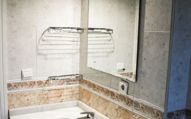 Apartment 10 Minutes Walk From Puerto Banús