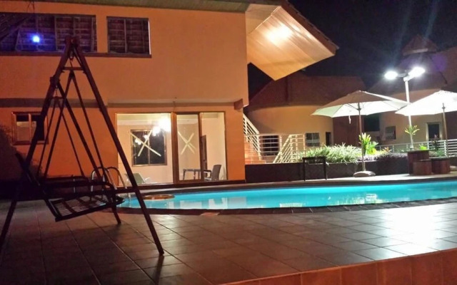 Ponderosa Travel Lodge