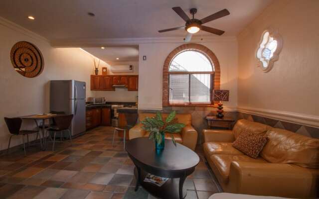 Casa Fibba 4 BR by Casago