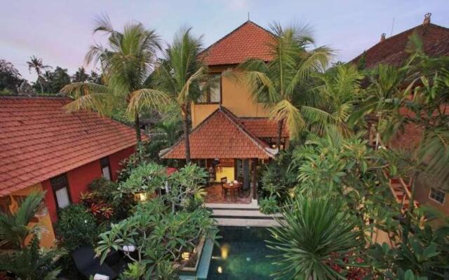 Mawa House by Pramana Villas