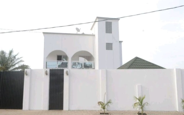 Drammeh's Villa