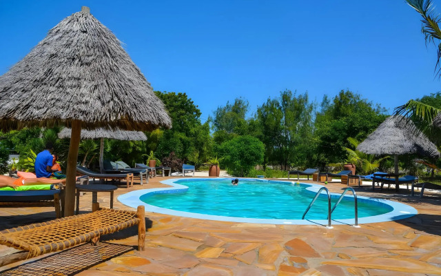 Mbuyuni Beach Village - Bungalows