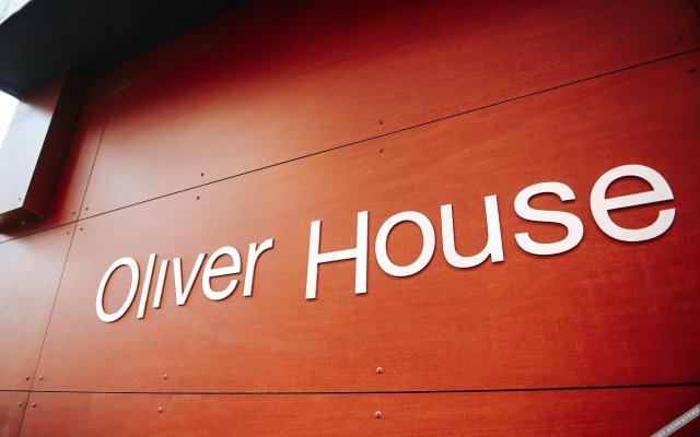 Oliver House