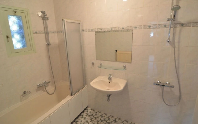 Cozy Holiday Home in Elsendorp with a Garden