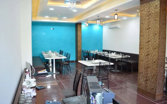 Hotel Omkar Palace