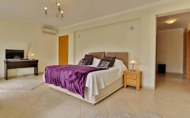 Villa Tulipa / Ategina V036 (Oceano)