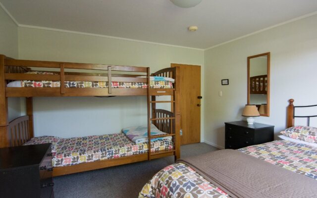 Redwood Lodge