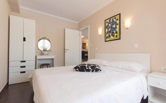 Amazing Home in Medulin With Wifi and 7 Bedrooms