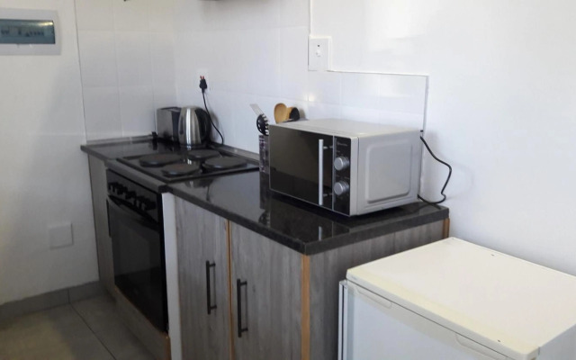 Self-catering Studio, Unit 6 on Krupp