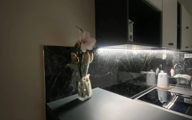 Apartment 212