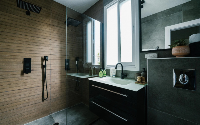 Carmel Beach House by Berry Stays