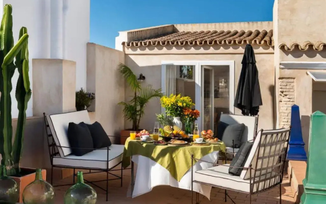 Casa Sevilla 1855 Suites by Época