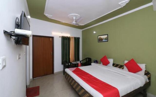Hotel Bhagirathi