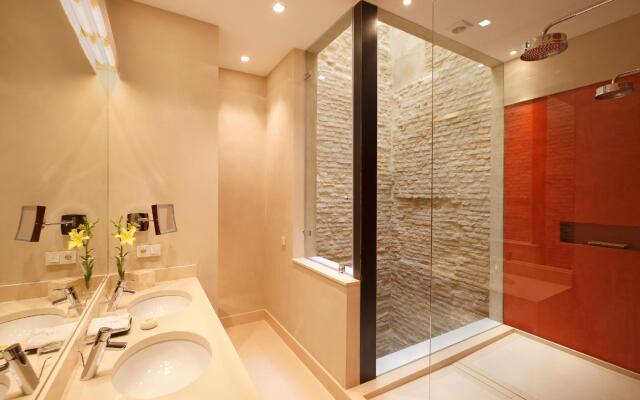 Hotel Boutique Corral del Rey by ALUZ Collection