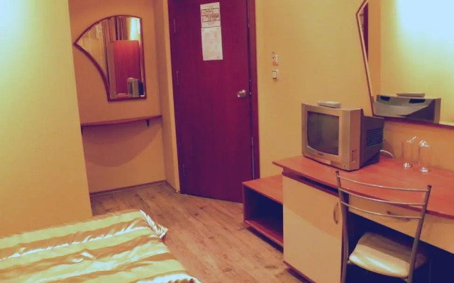 Three Dolphins Family Hotel