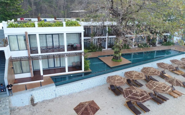 Silver Beach Hotel
