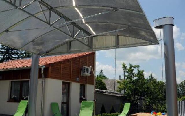 Arany Szőlő Wellness Apartmanház