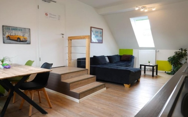 Pitlane Apartments by corents