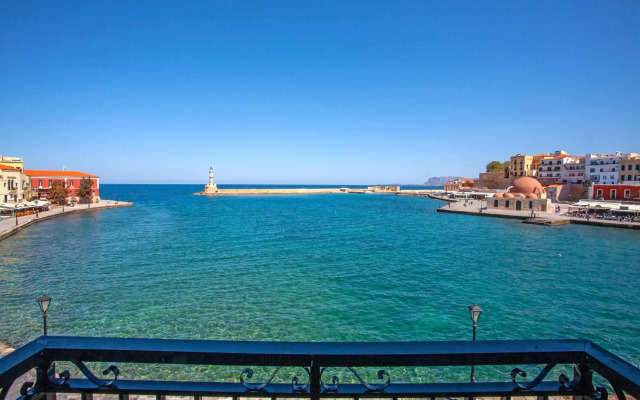 Lucia Hotel