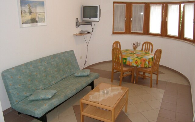 Lorena Apartments