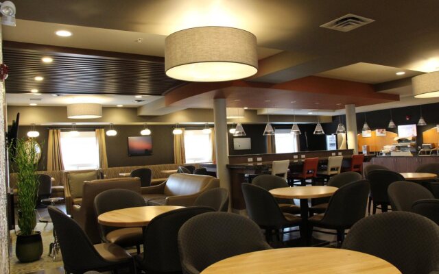 Holiday Inn Express & Suites Cold Lake by IHG