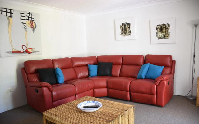 Copacabana Holiday Apartments