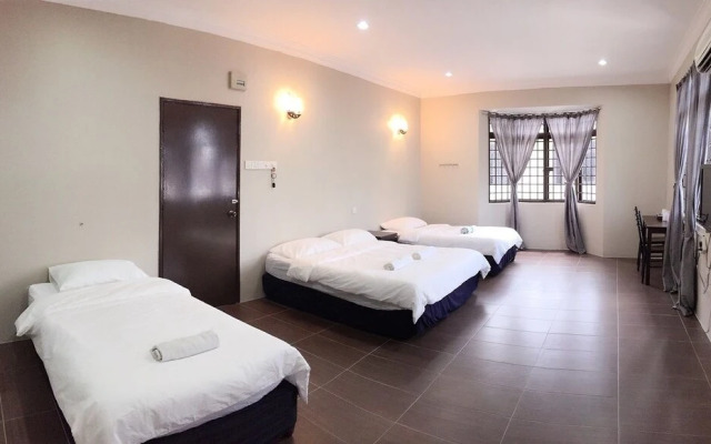 OYO 90019 Homestay Muar