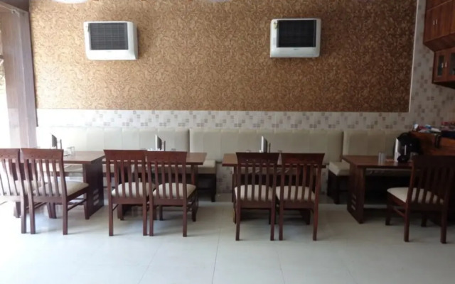 Goroomgo Sai City Inn Kalikapur Kolkata
