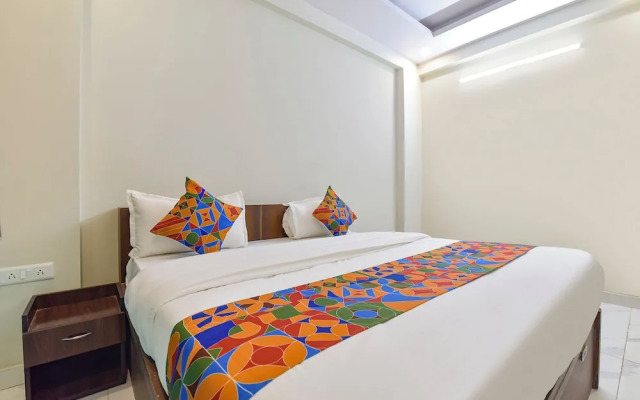 Fabhotel Bungalow 14