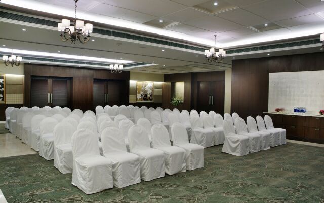 Goldfinch Hotel Delhi NCR