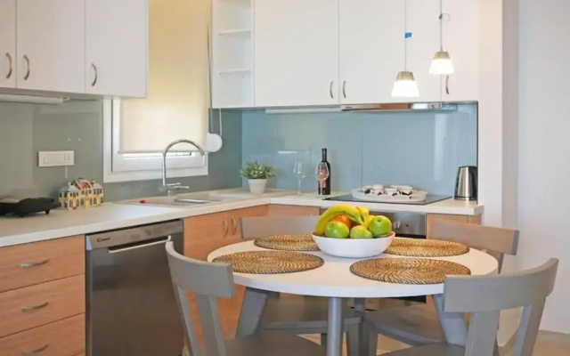 Sonja Apartments
