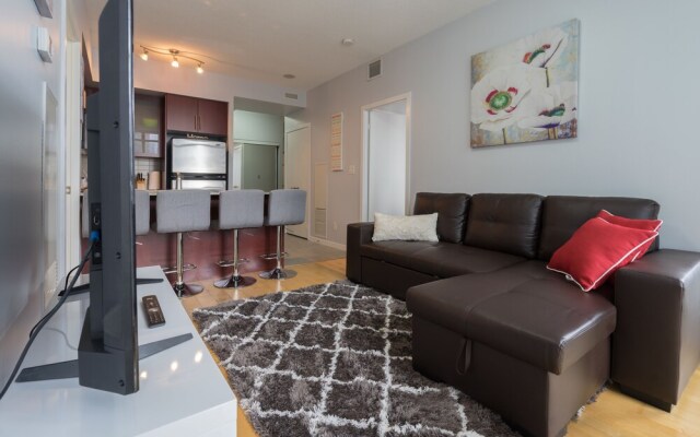 Applewood Suites - 3 BDRM Ent. District