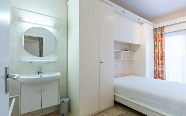 Cosy Apartment With Sunny Terrace