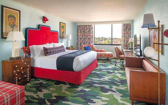 Cosmopolitan Hotel