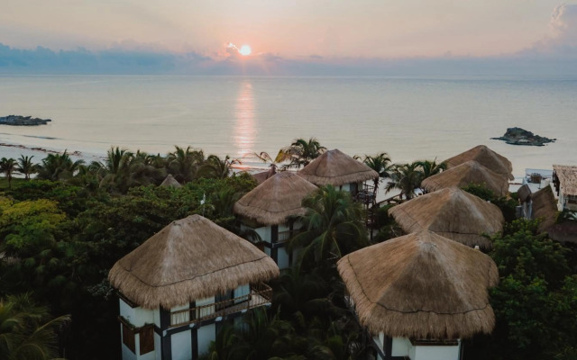 Akkuun Tulum Adults Only