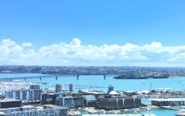 180 Degrees Seaview and Harbor View 2 bedroom Apt – Outside – Auckland