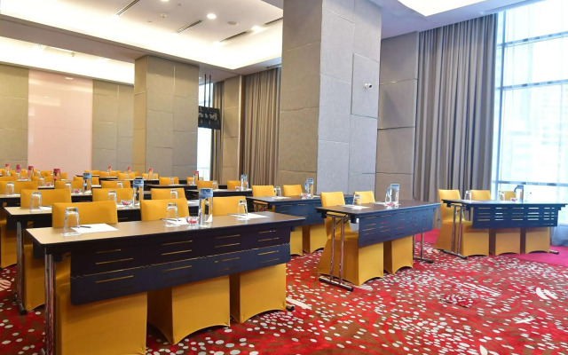 Mercure Kuala Lumpur Shaw Parade