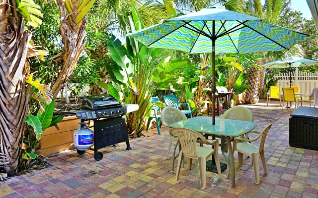 Misty Isles Redington Beachfront Suite 24