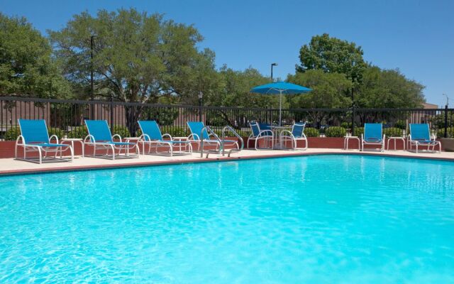 Holiday Inn Express & Suites Columbus