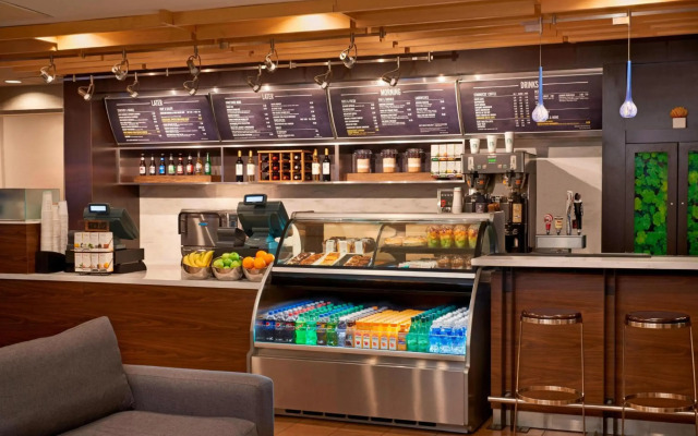 Courtyard by Marriott Downtown Toronto