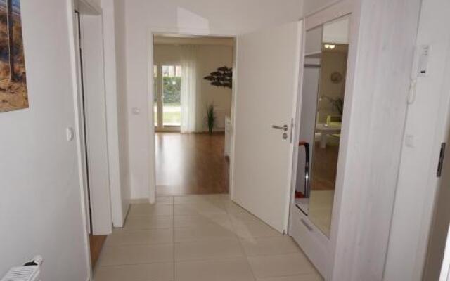 Ferienwohnungen Rügen Findling Breege