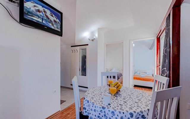 Nice Apartment in Vela Luka With Wifi and 2 Bedrooms
