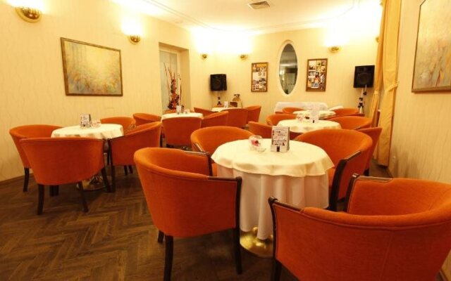 Hotel Sandor Pavillon