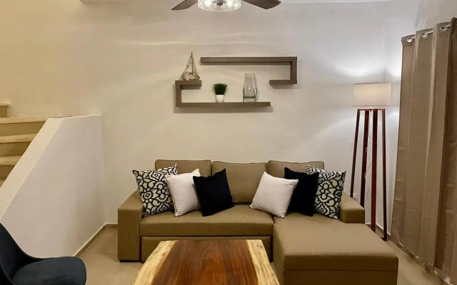 Marsella Home