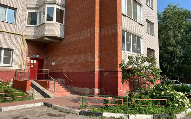 The comfort of Home on Komintern Street