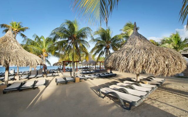 '"Palm Breeze" Luxury Smack in Jan Thiel Region!